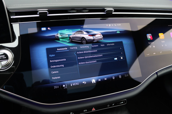 Mercedes-Benz E-Klasse 200 Premium+ AMG Line | Hyperscreen | Luchtvering | Achterasbesturing | Massage | Distronic+ | Stoelventilatie | Burmester | Soft-Close | Vlakkenverwarming | Digital Light | Panoramadak | HUD |