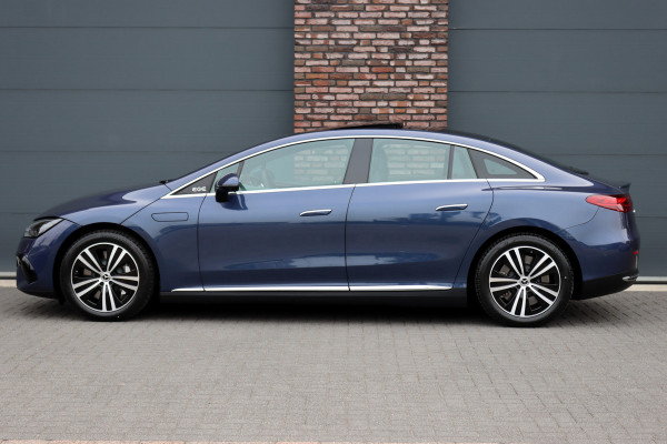 Mercedes-Benz EQE 300 Business Line 89 kWh | 41.000,- ex BTW | Luchtvering | Achterasbesturing | Burmester | Panoramadak | Distronic+ | Leder | Memory | Stuurwiel Verwarmd | Digital Light | Keyless Go |