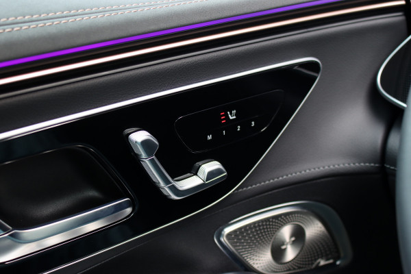 Mercedes-Benz EQE 300 Business Line 89 kWh | 41.000,- ex BTW | Luchtvering | Achterasbesturing | Burmester | Panoramadak | Distronic+ | Leder | Memory | Stuurwiel Verwarmd | Digital Light | Keyless Go |