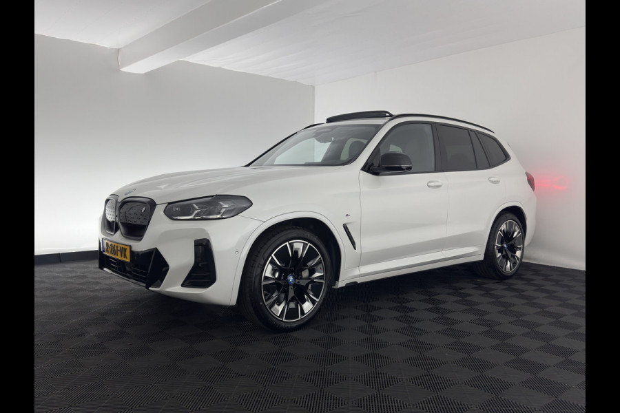 BMW iX3 M-Sportpack High Executive 80 kWh [3-Fase] {SOH-98%} (INCL-BTW) *PANO | LUXURY-LEATHER | HEAD-UP | ADAPTIVE-CRUISE | HEATED-SPORTSEATS | KEYLESS | SHIFT-PADDLES | AMBIENT-LIGHT | BLIND-SPOT | FULL-LED |  MEMORY-PACK | DIGI-COCKPIT | NAVI-FULLMA
