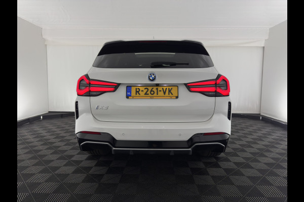 BMW iX3 M-Sportpack High Executive 80 kWh [3-Fase] {SOH-98%} (INCL-BTW) *PANO | LUXURY-LEATHER | HEAD-UP | ADAPTIVE-CRUISE | HEATED-SPORTSEATS | KEYLESS | SHIFT-PADDLES | AMBIENT-LIGHT | BLIND-SPOT | FULL-LED |  MEMORY-PACK | DIGI-COCKPIT | NAVI-FULLMA