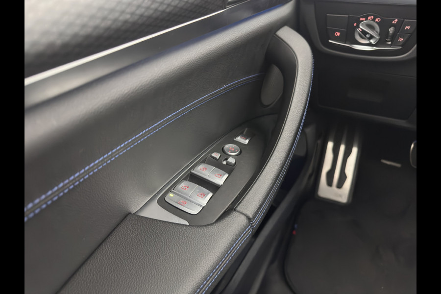 BMW iX3 M-Sportpack High Executive 80 kWh [3-Fase] {SOH-98%} (INCL-BTW) *PANO | LUXURY-LEATHER | HEAD-UP | ADAPTIVE-CRUISE | HEATED-SPORTSEATS | KEYLESS | SHIFT-PADDLES | AMBIENT-LIGHT | BLIND-SPOT | FULL-LED |  MEMORY-PACK | DIGI-COCKPIT | NAVI-FULLMA