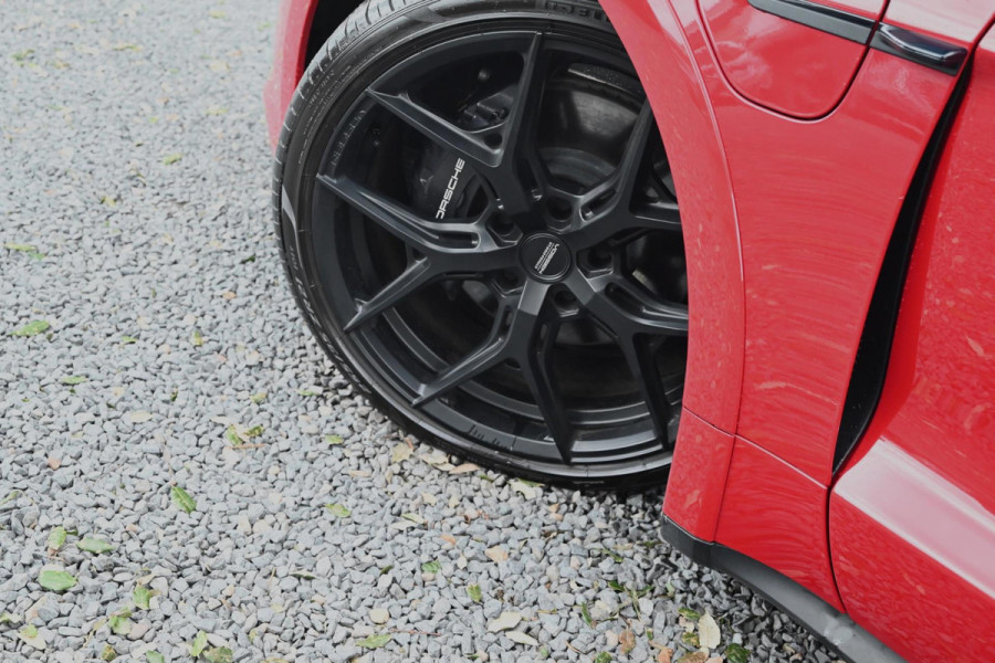 Porsche Taycan Cross Turismo 4 GTS Pakket | Garantie 01-2028 | 1e Eigenaar | Vossen | BOSE