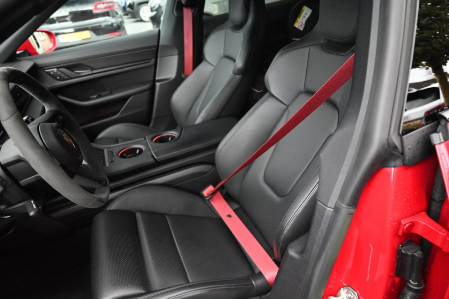 Porsche Taycan Cross Turismo 4 GTS Pakket | Garantie 01-2028 | 1e Eigenaar | Vossen | BOSE