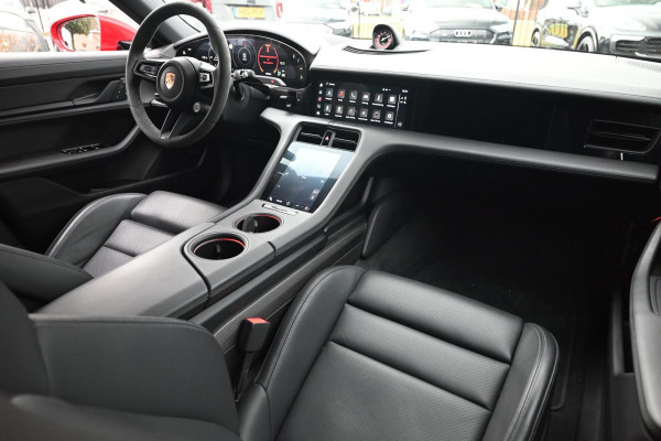Porsche Taycan Cross Turismo 4 GTS Pakket | Garantie 01-2028 | 1e Eigenaar | Vossen | BOSE