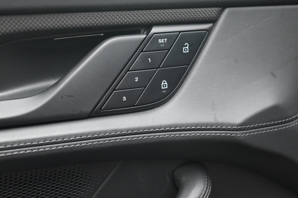 Porsche Taycan Cross Turismo 4 GTS Pakket | Garantie 01-2028 | 1e Eigenaar | Vossen | BOSE