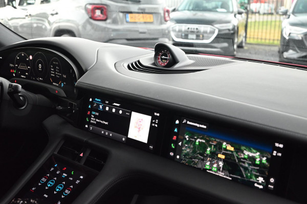 Porsche Taycan Cross Turismo 4 GTS Pakket | Garantie 01-2028 | 1e Eigenaar | Vossen | BOSE