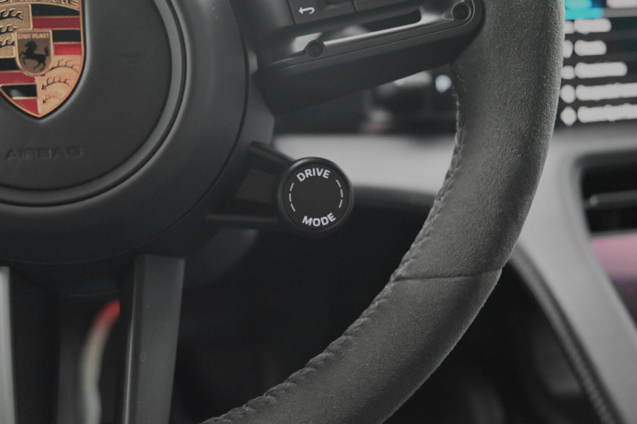 Porsche Taycan Cross Turismo 4 GTS Pakket | Garantie 01-2028 | 1e Eigenaar | Vossen | BOSE