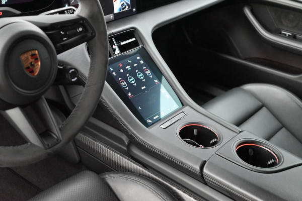 Porsche Taycan Cross Turismo 4 GTS Pakket | Garantie 01-2028 | 1e Eigenaar | Vossen | BOSE