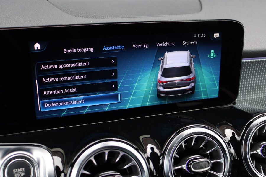 Mercedes-Benz EQB 300 4MATIC Luxury Line 67 kWh | Dodehoekassistent | Camera | Vario-achterbank | Apple Carplay/Android Auto | High Perf. LED | Zitcomfortpakket | Stoelverwarming |