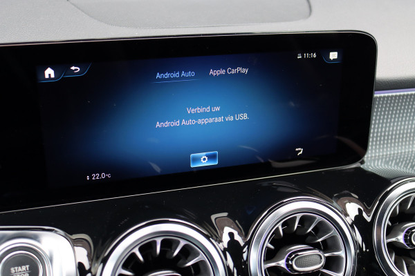 Mercedes-Benz EQB 300 4MATIC Luxury Line 67 kWh | Dodehoekassistent | Camera | Vario-achterbank | Apple Carplay/Android Auto | High Perf. LED | Zitcomfortpakket | Stoelverwarming |