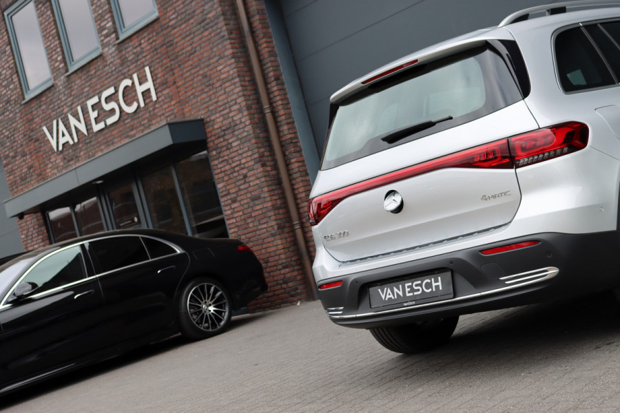 Mercedes-Benz EQB 300 4MATIC Luxury Line 67 kWh | Dodehoekassistent | Camera | Vario-achterbank | Apple Carplay/Android Auto | High Perf. LED | Zitcomfortpakket | Stoelverwarming |