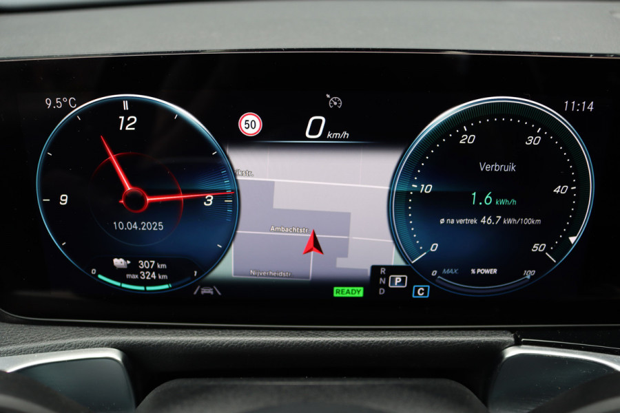 Mercedes-Benz EQB 300 4MATIC Luxury Line 67 kWh | Dodehoekassistent | Camera | Vario-achterbank | Apple Carplay/Android Auto | High Perf. LED | Zitcomfortpakket | Stoelverwarming |