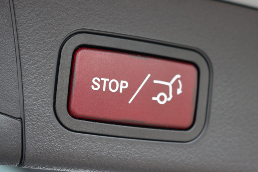 Mercedes-Benz EQB 300 4MATIC Luxury Line 67 kWh | Dodehoekassistent | Camera | Vario-achterbank | Apple Carplay/Android Auto | High Perf. LED | Zitcomfortpakket | Stoelverwarming |