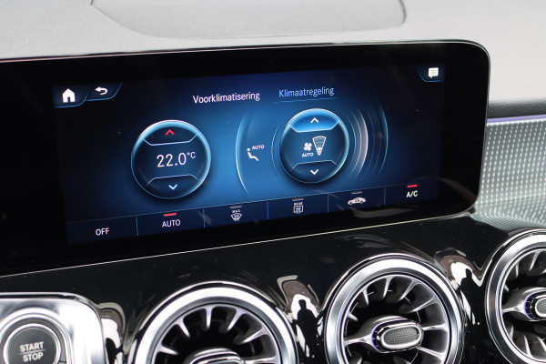 Mercedes-Benz EQB 300 4MATIC Luxury Line 67 kWh | Dodehoekassistent | Camera | Vario-achterbank | Apple Carplay/Android Auto | High Perf. LED | Zitcomfortpakket | Stoelverwarming |