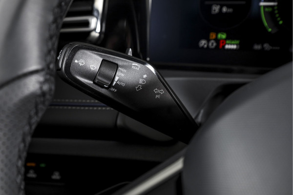 Volkswagen Tiguan 1.5 eHybrid 272 PK R-Line Edition Orig. NL | Black Style | Elek. Trekhaak | S/K-panodak | Adapt. Cruise | Stoel-+stuurverw. | App. Connect | Camera+PDC | LM 19" | 6667