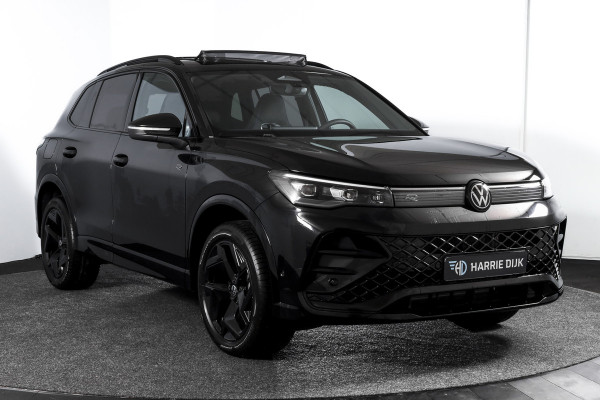 Volkswagen Tiguan 1.5 eHybrid 272 PK R-Line Edition Orig. NL | Black Style | Elek. Trekhaak | S/K-panodak | Adapt. Cruise | Stoel-+stuurverw. | App. Connect | Camera+PDC | LM 19" | 6667