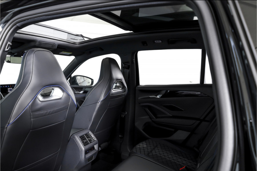 Volkswagen Tiguan 1.5 eHybrid 272 PK R-Line Edition Orig. NL | Black Style | Elek. Trekhaak | S/K-panodak | Adapt. Cruise | Stoel-+stuurverw. | App. Connect | Camera+PDC | LM 19" | 6667