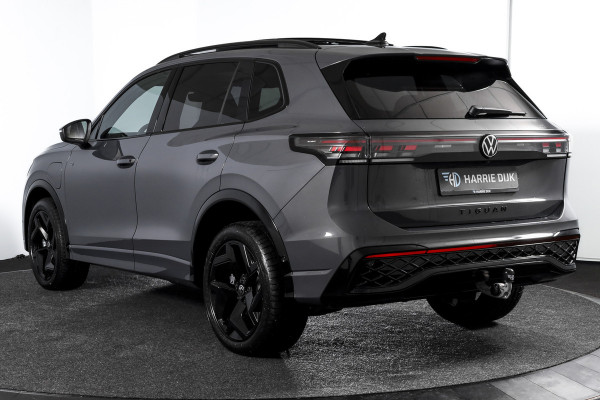 Volkswagen Tiguan 1.5 eHybrid 272 PK R-Line Edition | Black Style | Elek. Trekhaak | S/K-panodak | Adapt. Cruise | Stoel-+stuurverw. | App. Connect | Camera+PDC | LM 19" | 0529