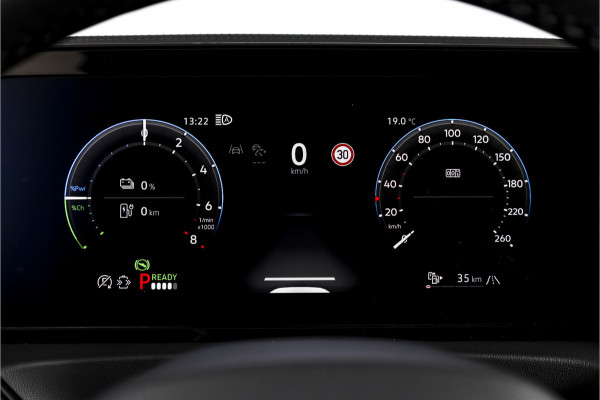 Volkswagen Tiguan 1.5 eHybrid 272 PK R-Line Edition | Black Style | Elek. Trekhaak | S/K-panodak | Adapt. Cruise | Stoel-+stuurverw. | App. Connect | Camera+PDC | LM 19" | 0529