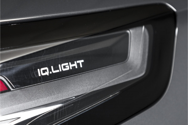 Volkswagen Tiguan 1.5 eHybrid 272 PK R-Line Edition | Black Style | Elek. Trekhaak | S/K-panodak | Adapt. Cruise | Stoel-+stuurverw. | App. Connect | Camera+PDC | LM 19" | 0529