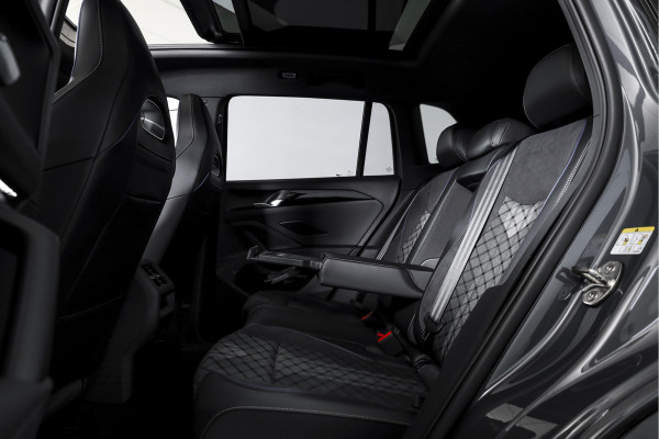 Volkswagen Tiguan 1.5 eHybrid 272 PK R-Line Edition | Black Style | Elek. Trekhaak | S/K-panodak | Adapt. Cruise | Stoel-+stuurverw. | App. Connect | Camera+PDC | LM 19" | 0529