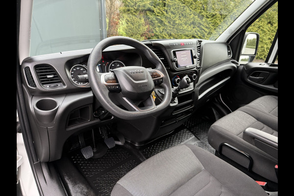 Iveco Daily 35S16 157 PK / L2H2 / AIRCO / CRUISE / 3-ZITS / 3.5 TON TREKKEN / CAMERA