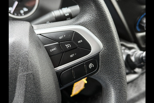 Iveco Daily 35S16 157 PK / L2H2 / AIRCO / CRUISE / 3-ZITS / 3.5 TON TREKKEN / CAMERA