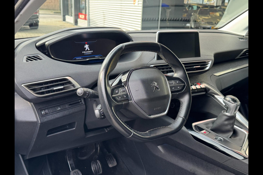 Peugeot 5008 1.2 PureTech Blue Lease Premium 7 Pers. uitvoering I Navigatie / Apple CarPlay I Airco I LED I PDC I Nwe APK 09-2027