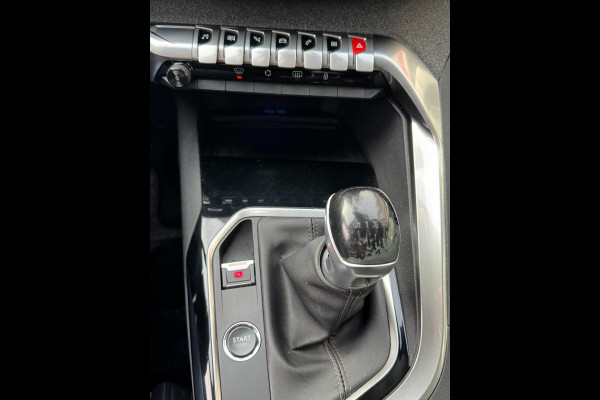 Peugeot 5008 1.2 PureTech Blue Lease Premium 7 Pers. uitvoering I Navigatie / Apple CarPlay I Airco I LED I PDC I Nwe APK 09-2027