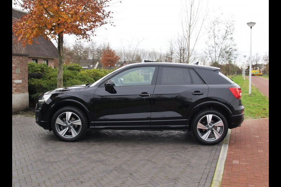 Audi Q2 35 TFSI epic | DSG | Black Optic | Navi | NL-Auto |