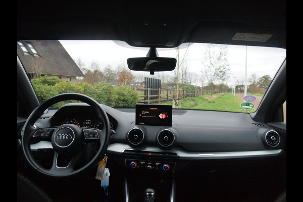 Audi Q2 35 TFSI epic | DSG | Black Optic | Navi | NL-Auto |