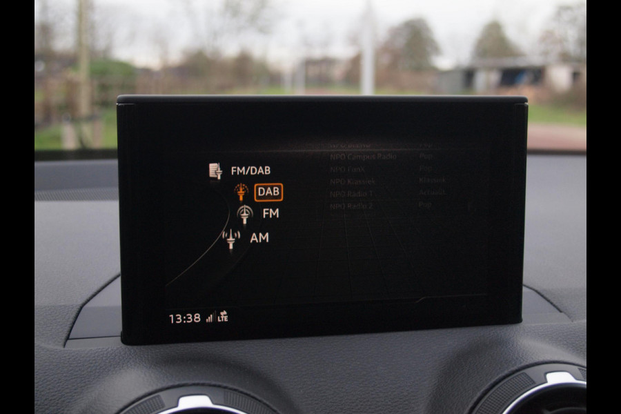 Audi Q2 35 TFSI epic | DSG | Black Optic | Navi | NL-Auto |