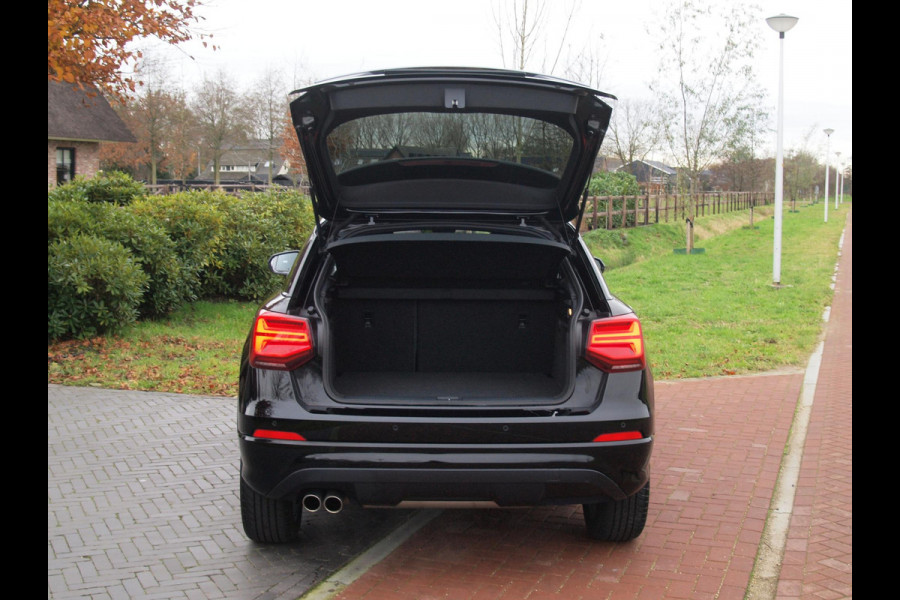 Audi Q2 35 TFSI epic | DSG | Black Optic | Navi | NL-Auto |
