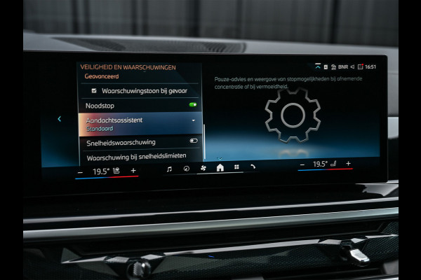 BMW X5 xDRIVE 50e | M-SPORT PRO | SKY LOUNGE | ICONIC GLOW | SHADOW LINE | COMFORT ACCESS | LUCHTVERING | ACTIVE CRUISE | MEMORY SEATS