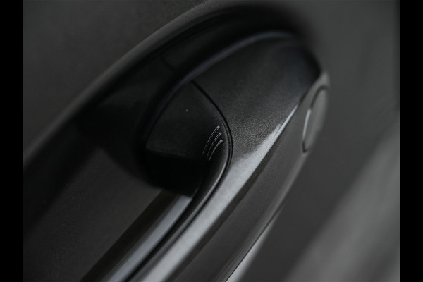 BMW X5 xDRIVE 50e | M-SPORT PRO | SKY LOUNGE | ICONIC GLOW | SHADOW LINE | COMFORT ACCESS | LUCHTVERING | ACTIVE CRUISE | MEMORY SEATS