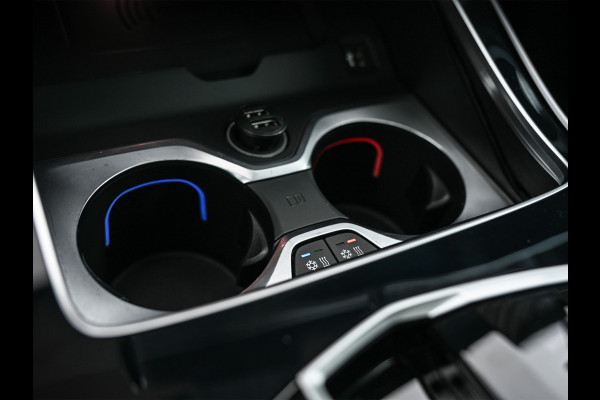 BMW X5 xDRIVE 50e | M-SPORT PRO | SKY LOUNGE | ICONIC GLOW | SHADOW LINE | COMFORT ACCESS | LUCHTVERING | ACTIVE CRUISE | MEMORY SEATS