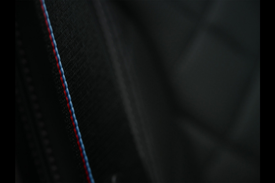 BMW X5 xDRIVE 50e | M-SPORT PRO | SKY LOUNGE | ICONIC GLOW | SHADOW LINE | COMFORT ACCESS | LUCHTVERING | ACTIVE CRUISE | MEMORY SEATS