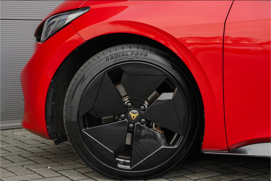 CUPRA Born Essential 62 kWh CarPlay Camera ACC