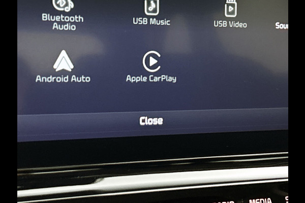 Kia Ceed Sportswagon 1.5 T-GDi DynamicLine (NAVIGATIE, CARPLAY, CAMERA, AFNEEMBARE TREKHAAK, PARKEERSENSOREN, GOED ONDERHOUDEN)
