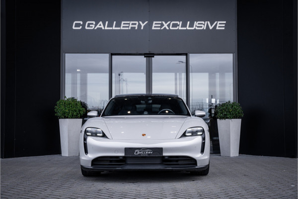 Porsche Taycan Cross Turismo 4 93 kWh - 1e eig | Origineel NL | Sport Chrono + | Panorama | Memory