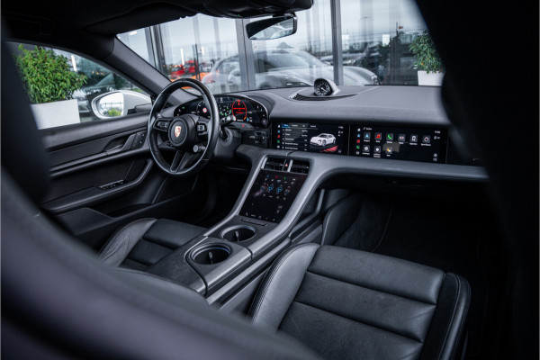 Porsche Taycan Cross Turismo 4 93 kWh - 1e eig | Origineel NL | Sport Chrono + | Panorama | Memory