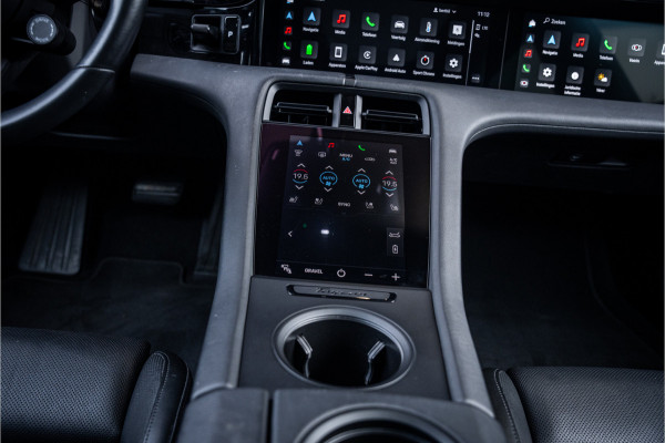 Porsche Taycan Cross Turismo 4 93 kWh - 1e eig | Origineel NL | Sport Chrono + | Panorama | Memory