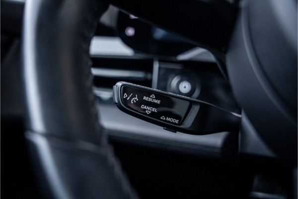 Porsche Taycan Cross Turismo 4 93 kWh - 1e eig | Origineel NL | Sport Chrono + | Panorama | Memory