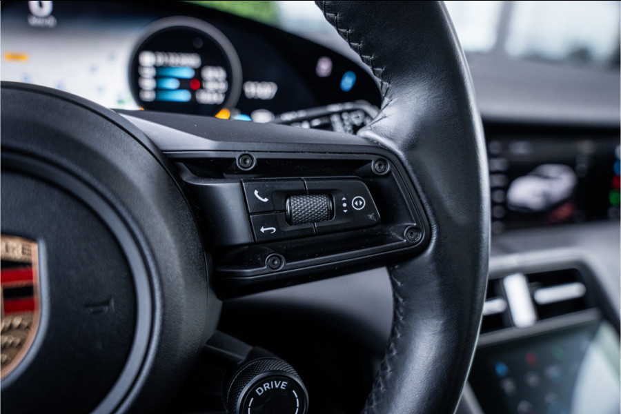 Porsche Taycan Cross Turismo 4 93 kWh - 1e eig | Origineel NL | Sport Chrono + | Panorama | Memory