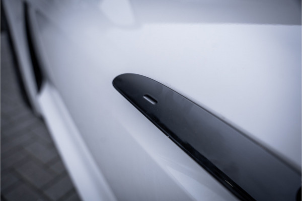 Porsche Taycan Cross Turismo 4 93 kWh - 1e eig | Origineel NL | Sport Chrono + | Panorama | Memory