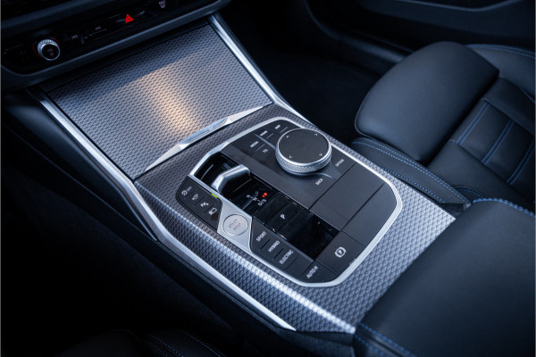 BMW 3 Serie Touring 330e xDrive - M Sport/ performance | Panorama | H&K | Memory | 360 Camera | HUD