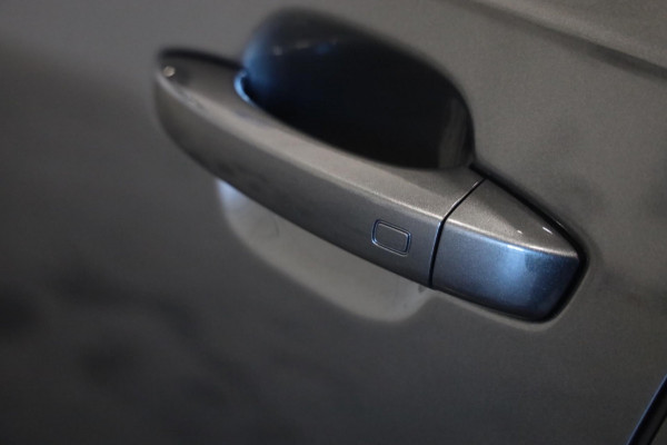 Audi Q7 60 TFSI e QUATTRO PANO Pro Line S COMP. 489PK TREKHAAK LEDER CAMERA LEASE v/a € 288,- p.m. INRUIL MOGELIJK