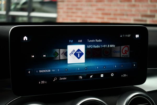 Mercedes-Benz GLC 200 4matic AMG line Trekhaak Night 20inch