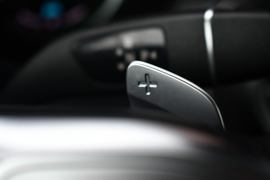 Mercedes-Benz GLC 200 4matic AMG line Trekhaak Night 20inch